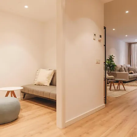 Bravissimo Jaume 31, Monthly Gerona