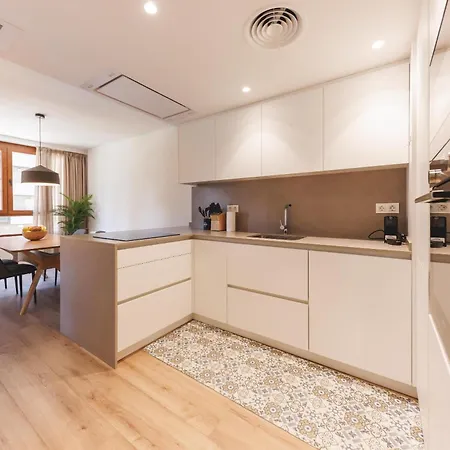 Bravissimo Jaume 31, Monthly Gerona