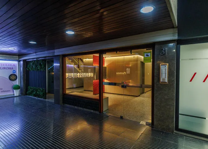 Bravissimo Jaume 31, Monthly * Girona