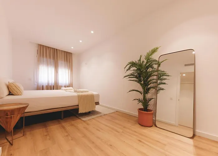 Bravissimo Jaume 31, Monthly