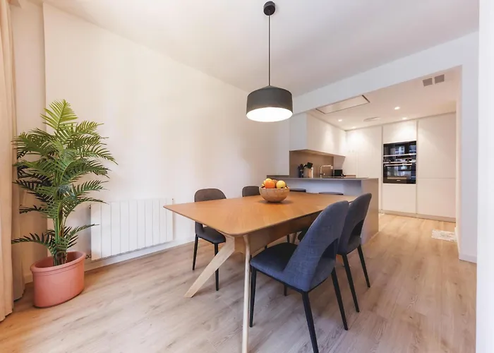 Bravissimo Jaume 31, Monthly *