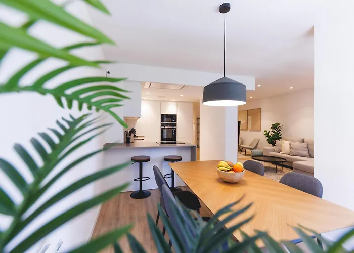 Bravissimo Jaume 31, Monthly